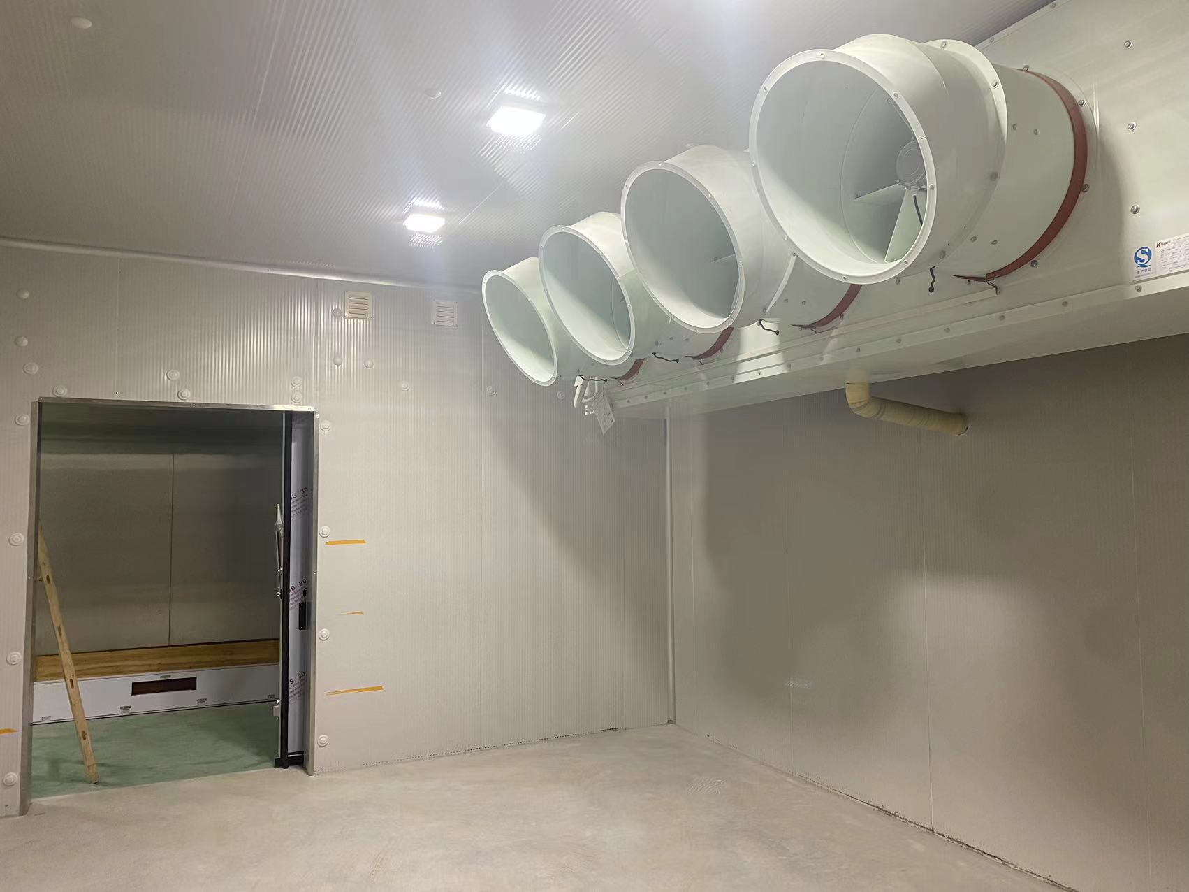 雪國(guó)制冷，武漢冷庫(kù)，武漢制冷，武漢冷庫(kù)公司，小型冷庫(kù)，冷庫(kù)設(shè)計(jì)